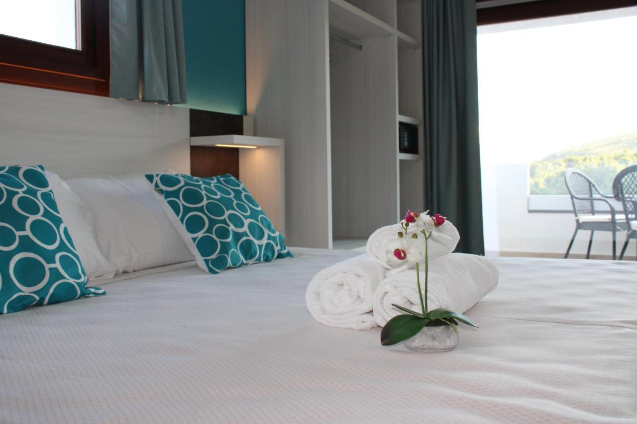 קאלה גונונה I Ginepri Hotel מראה חיצוני תמונה
