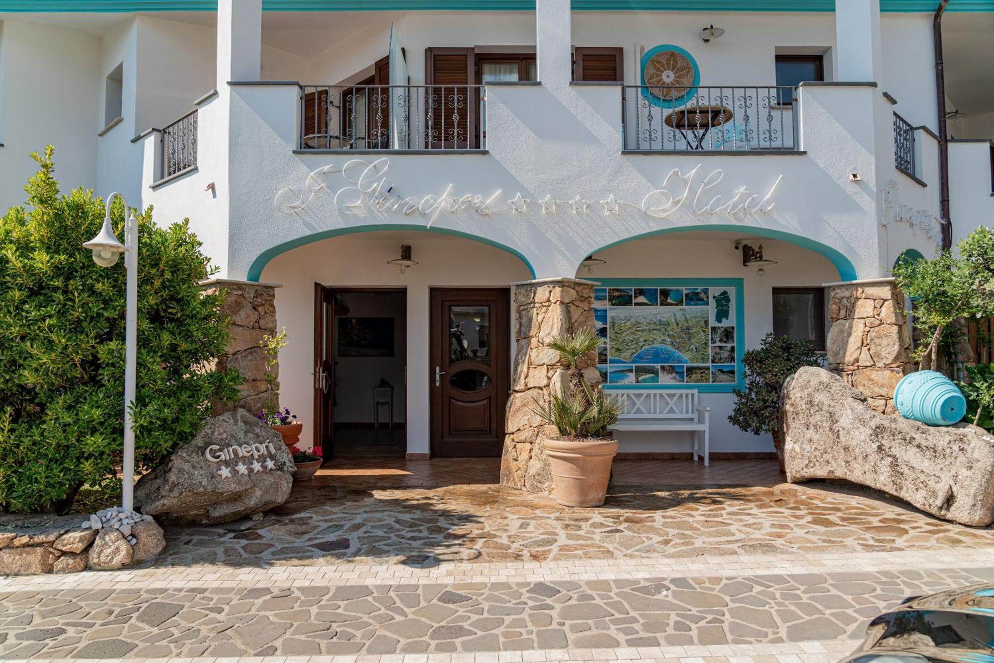 קאלה גונונה I Ginepri Hotel מראה חיצוני תמונה